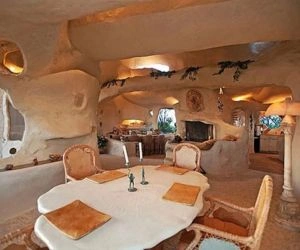 the Flintstones: A Real-Life Bedrock Home