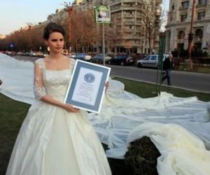 the World’s Longest Train dress